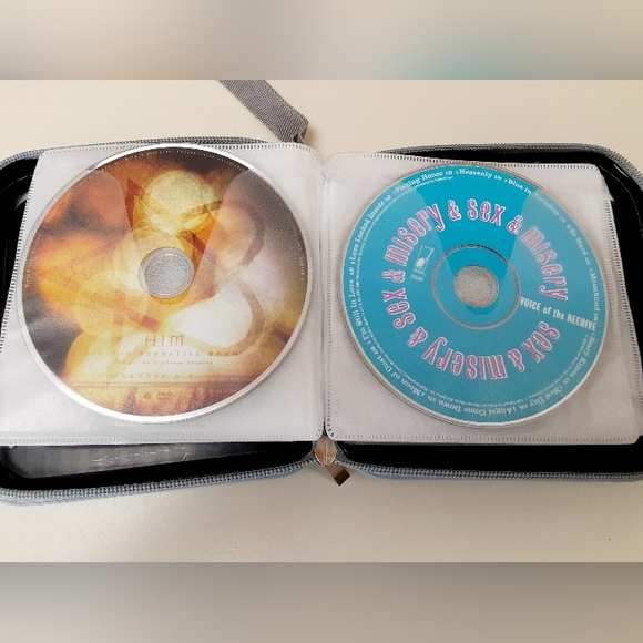 New CD Case With 30 Used CDs Included - Picture 10 of 16